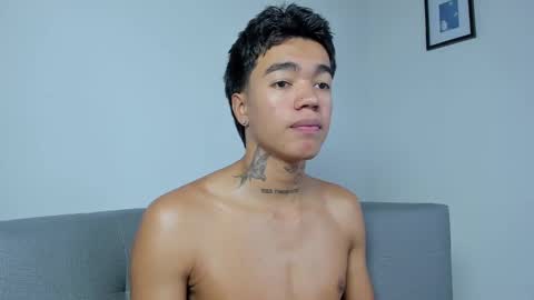 Snapshot of giraldo_giraldo chatting on 01.17.25 Giraldo online show from 01.17.25