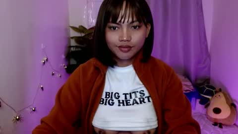 Snapshot of girl2rememberxxx chatting on 01.26.25 YOUR GIRL AXIE online show from 01.26.25