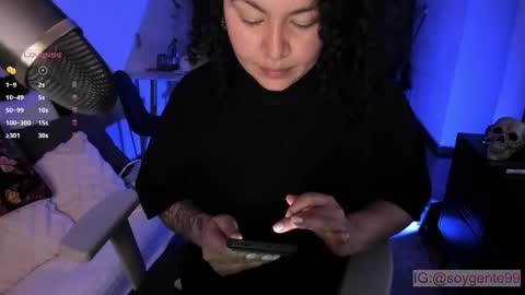 girl_inline online show from 10.07.25