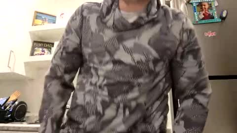 Snapshot of girthylax51 chatting on 01.05.25 BIG K online show from 01.05.25