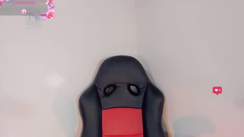 Snapshot of gisele_fox chatting on 02.11.25 Gisel online show from 02.11.25