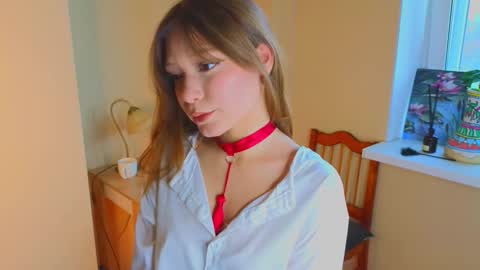 Snapshot of gladyshankins chatting on 09.26.25 Call me Daisy online show from 09.26.25
