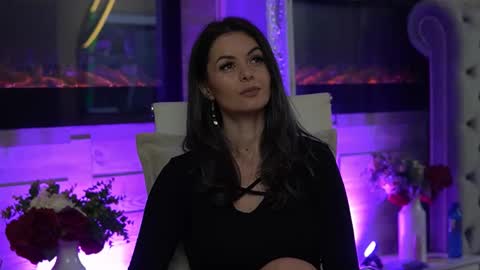 CharmingMom online show from 10.24.25