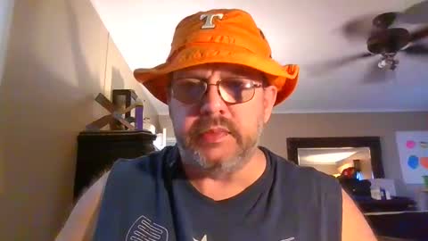 Snapshot of gobey33 chatting on 09.20.25 IDKIDCIDGAF online show from 09.20.25