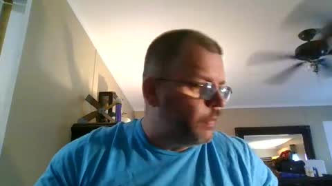 Snapshot of gobey33 chatting on 09.23.25 IDKIDCIDGAF online show from 09.23.25