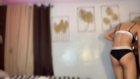 Snapshot of goddess_alexa1 chatting on 09.18.25 alexa online show from 09.18.25