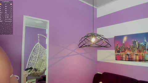 Snapshot of goddess_martina chatting on 01.11.25 M A R T I N A online show from 01.11.25