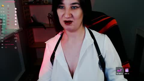 Snapshot of goddess_sophie99 chatting on 01.23.25 Goddess Sophie99 online show from 01.23.25