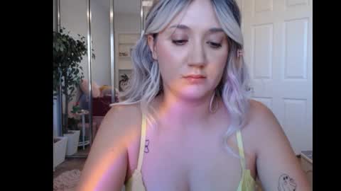 Snapshot of goddessemmy chatting on 11.07.25 Goddess Emmy online show from 11.07.25