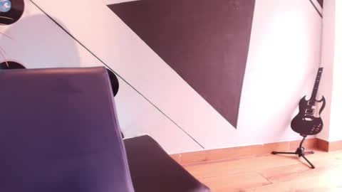 Julieta online show from 10.26.25