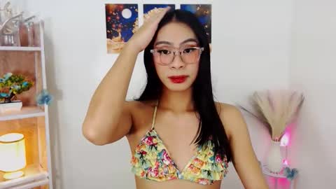 Kyla and Nian online show from 10.03.25