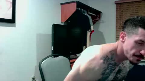 goinwild8900 online show from 12.15.24