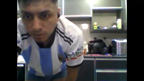 Snapshot of gonzaloargentino2022 chatting on 10.25.25 gonzaloargentino2022 online show from 10.25.25