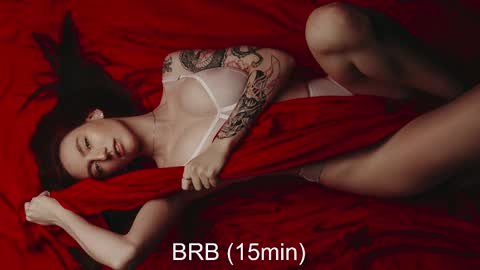 Snapshot of good__choice chatting on 03.10.25 Polly online show from 03.10.25