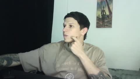 Snapshot of goodboy69i chatting on 02.23.25 goodboy69i online show from 02.23.25