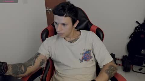 Snapshot of goodboy69i chatting on 10.11.25 goodboy69i online show from 10.11.25