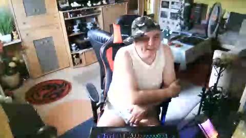 Snapshot of google5001 chatting on 09.23.25 google5001 online show from 09.23.25