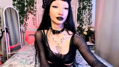 Snapshot of gothdesss chatting on 03.11.25    online show from 03.11.25