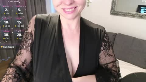 Snapshot of gray_swann chatting on 01.28.25 Ray online show from 01.28.25