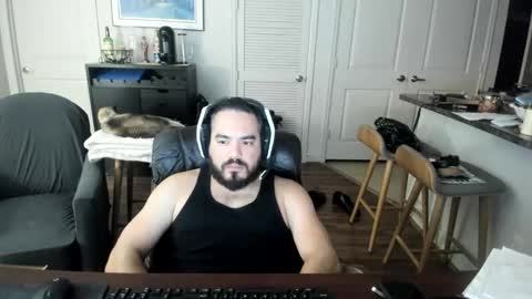 Snapshot of greasejockey88 chatting on 11.17.25 greasejockey88 online show from 11.17.25