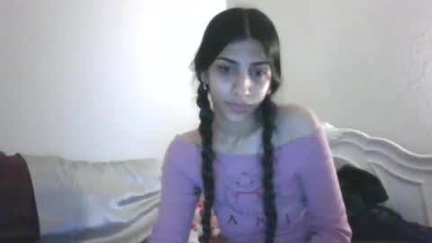 greencheek0 online show from 11.06.25