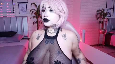   online show from 09.10.25