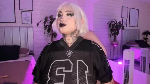   online show from 11.20.25