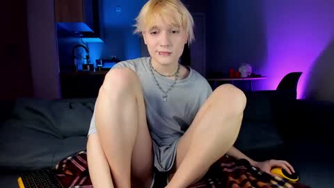Snapshot of gregory_byyrd chatting on 01.26.25 Greg-independent model online show from 01.26.25