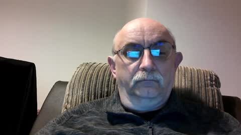Snapshot of grey_dom chatting on 01.07.25 Master  Sir online show from 01.07.25