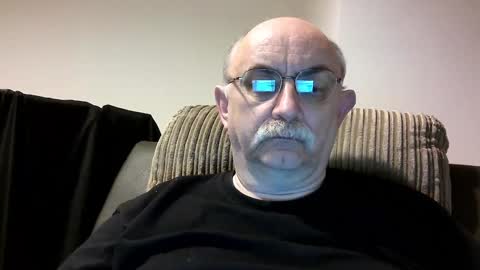 Snapshot of grey_dom chatting on 01.10.25 Master  Sir online show from 01.10.25