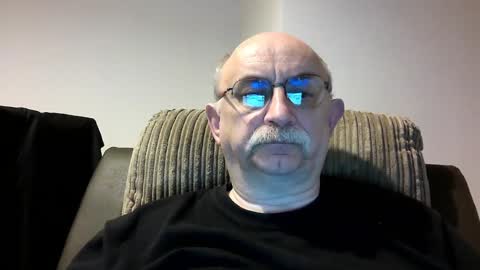 Snapshot of grey_dom chatting on 01.11.25 Master  Sir online show from 01.11.25