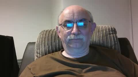 Snapshot of grey_dom chatting on 09.29.25 Master  Sir online show from 09.29.25