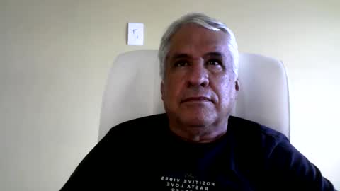 Snapshot of grisa01 chatting on 01.20.25 grisa01 online show from 01.20.25