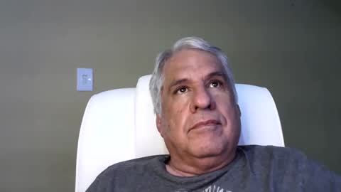 Snapshot of grisa01 chatting on 01.25.25 grisa01 online show from 01.25.25