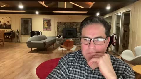 Snapshot of groovycouvie chatting on 01.31.25 groovycouvie online show from 01.31.25