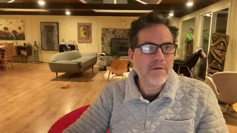 Snapshot of groovycouvie chatting on 11.24.25 groovycouvie online show from 11.24.25