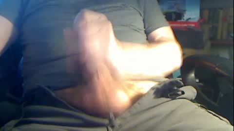 Snapshot of gruhahn chatting on 12.10.24 DankMess online show from 12.10.24