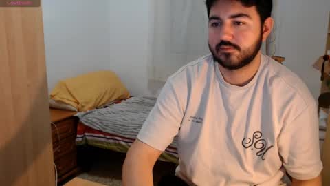 Snapshot of gsendra chatting on 02.08.25 gsendra online show from 02.08.25