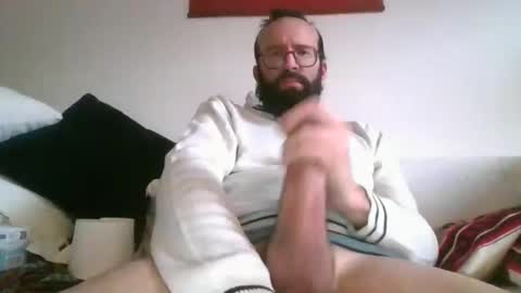 Snapshot of guillaume86 chatting on 02.10.25 guillaume86 online show from 02.10.25