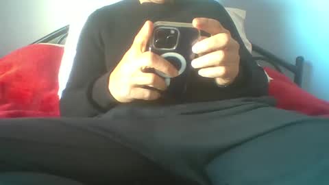 Snapshot of gunishment chatting on 03.08.25 gunishment online show from 03.08.25