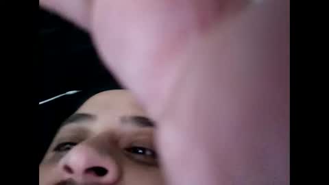 Snapshot of guuur chatting on 03.09.25 guuur online show from 03.09.25