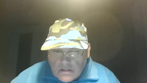 Snapshot of guyboy73 chatting on 10.18.25 guyboy73 online show from 10.18.25