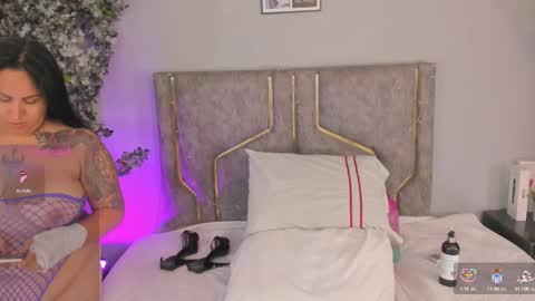 haileystonei online show from 09.19.25