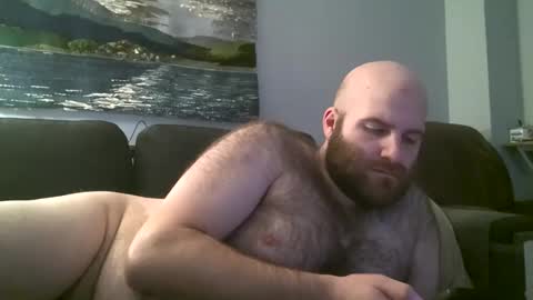 Snapshot of hairiestbear chatting on 03.09.25 Hairiest Bear online show from 03.09.25