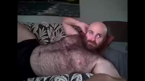 Snapshot of hairiestbear chatting on 10.11.25 Hairiest Bear online show from 10.11.25