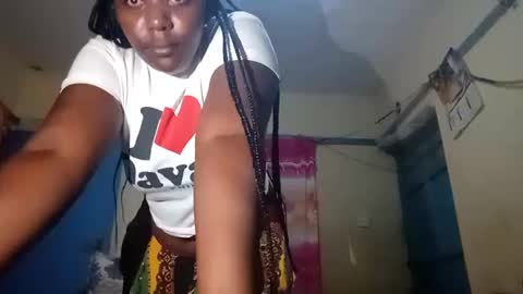 Snapshot of hairypussybigassy001 chatting on 12.25.24 hairypussybigassy001 online show from 12.25.24