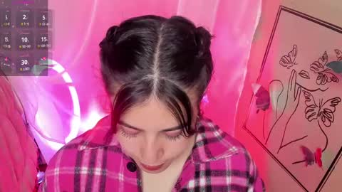 Snapshot of hanah_bakeer chatting on 09.19.25 Hanah Montana Independent model online show from 09.19.25