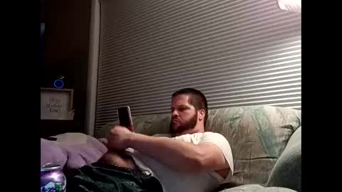 handsomedaddy198923 online show from 09.30.25