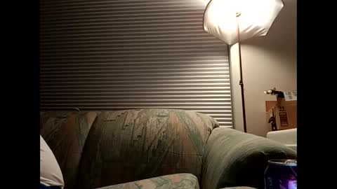 handsomedaddy198923 online show from 10.23.25