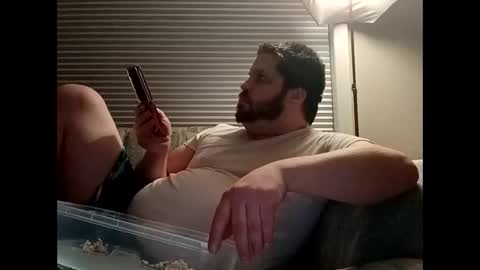 handsomedaddy198923 online show from 10.31.25